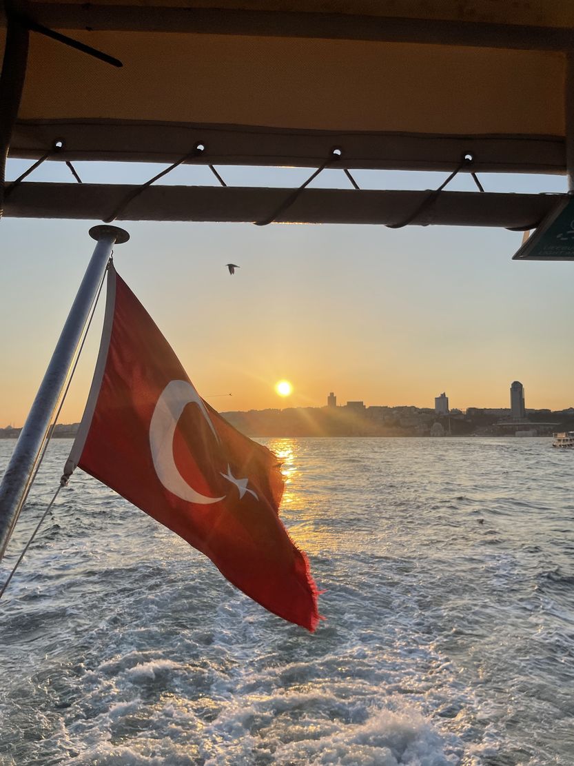 Istanbul Bandiera